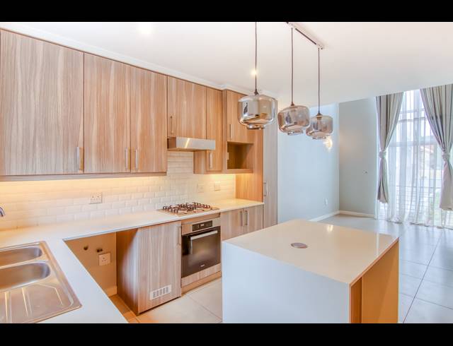 2 BEDROOM APARTMENT TO LET IN MORNINGSIDE